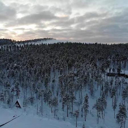 Lumi Hill - Northern Lights Villa