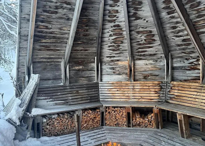 Lumi Hill - Northern Lights Villa Inari